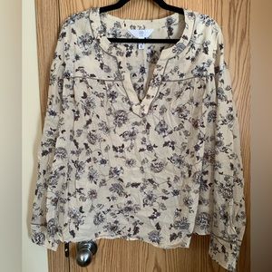 Addition Elle Cream Floral Long-Sleeve Blouse